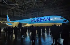 Korean Air planes will now sport the word “Korean”, instead of “Korean Air”, in a larger, modernised, simplified dark blue font, and the top half of the fuselage will be painted light blue, with a new metallic effect.