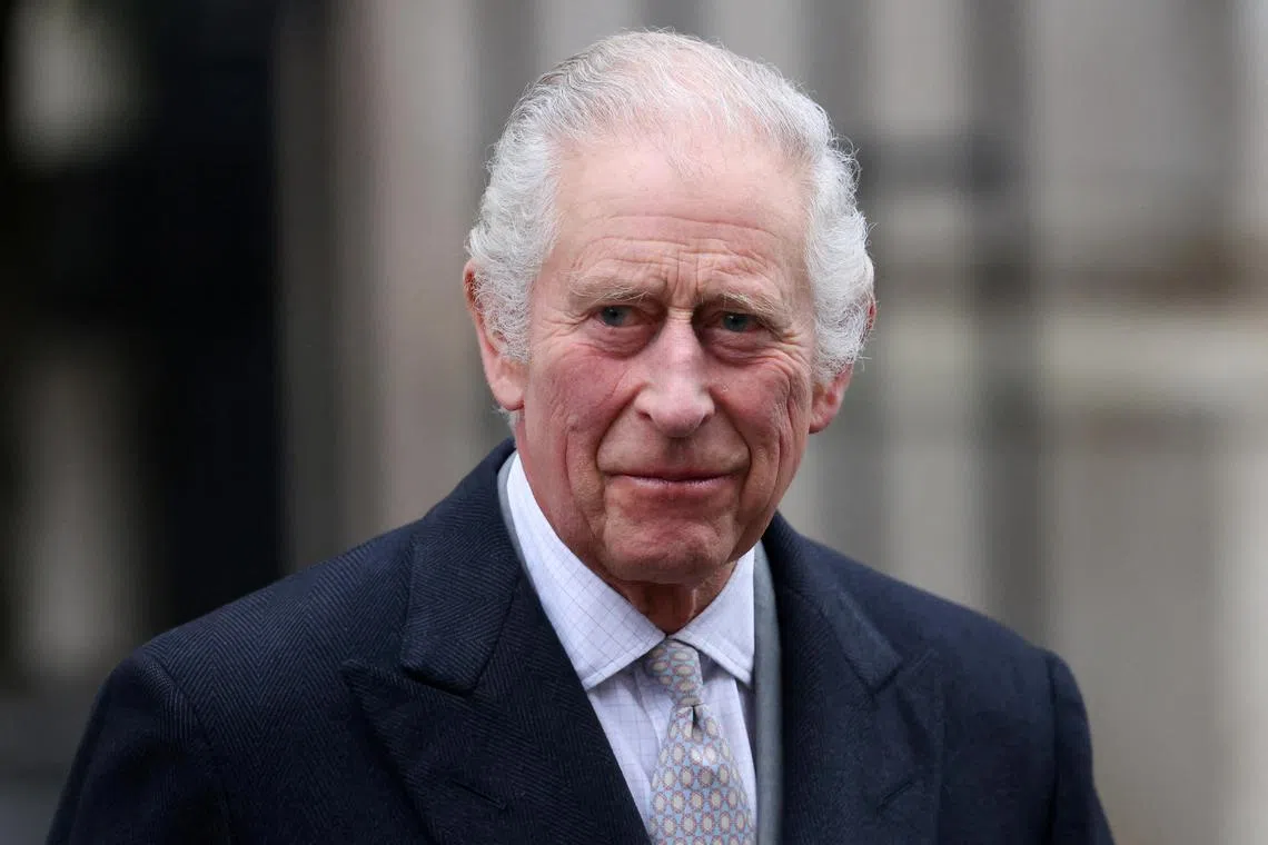 The king praised British police and emergency services “for all they are doing to restore peace in those areas that have been affected by violent disorder”. 