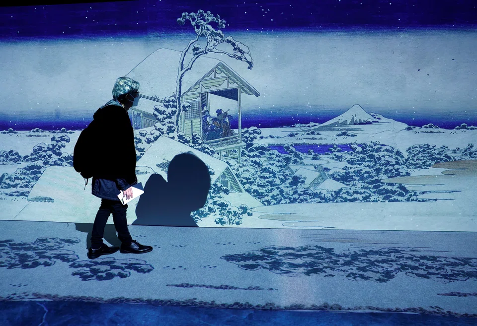 The exhibition invites patrons to step into scenes of nature and village life depicted by the master of Edo Period woodblock art.