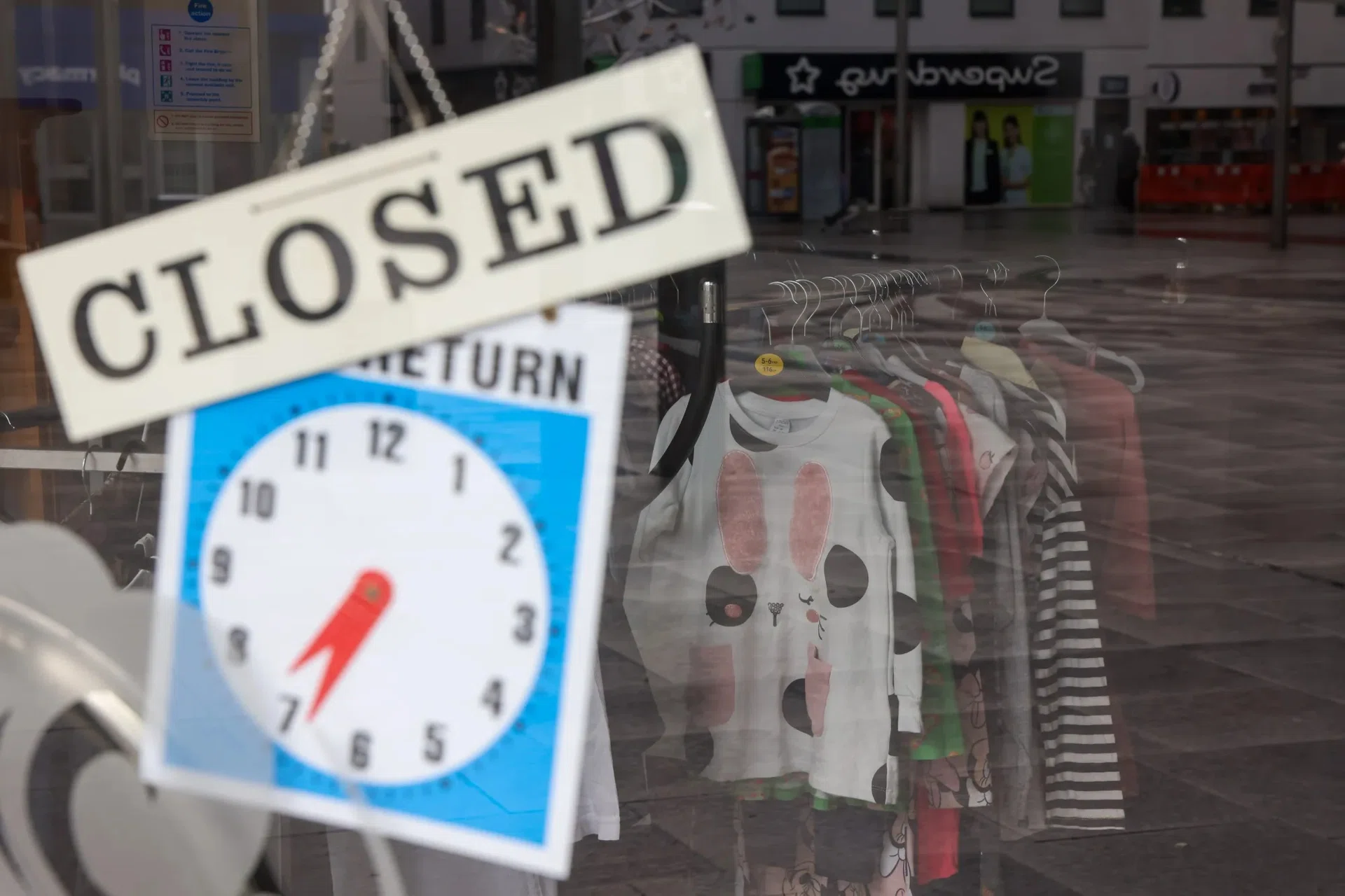 UK insolvencies surge as higher business costs deepen strain