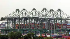 Singapore’s port handles roughly 20% of global container transhipment, with the subsequent carbon emissions reflecting its large operational scale; the Republic's opportunity to address emissions is central to its long-term competitiveness.