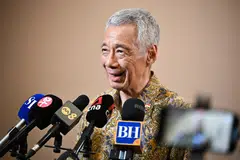 Prime Minister Lee Hsien Loong  says Singapore looks forward to Indonesia driving the growth of South-east Asia’s green economy.