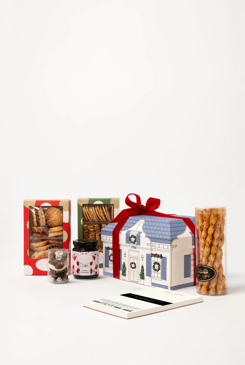 Whimsical cookie hampers from Huizw van Wely.