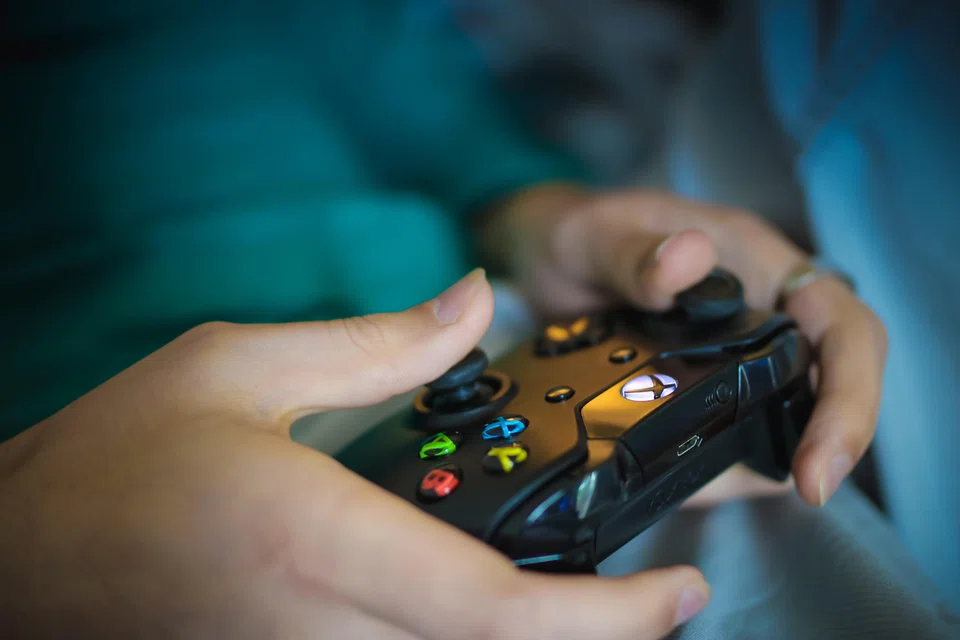 Spain's government will within days present a draft bill to regulate video game “loot boxes” for which users must pay, a minister said Friday (Jun 3), warning of the addiction risks for youngsters. 