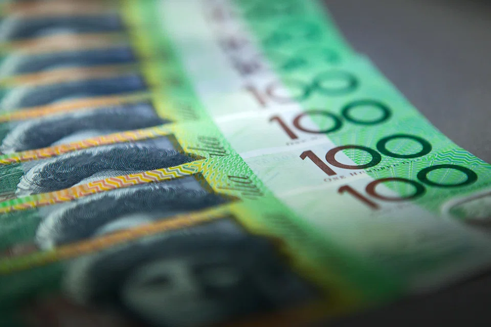 The Aussie traded flat at US$0.6278, though it had found support around US$0.6217 during a slide early in the week.