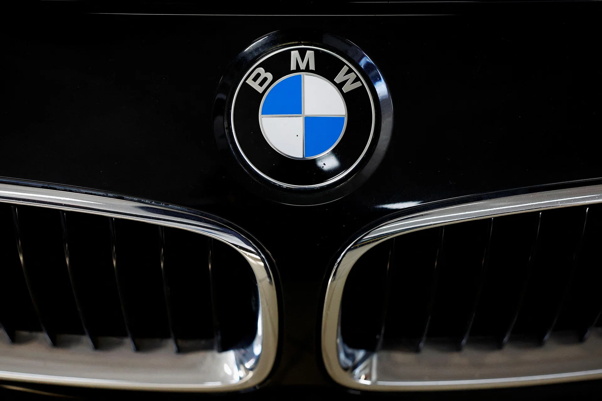 BMW to absorb tariff costs on some Mexican-built models - The Business ...
