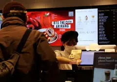 Netflix’s evolving strategy aims to use live programming to differentiate itself in a competitive streaming market. 