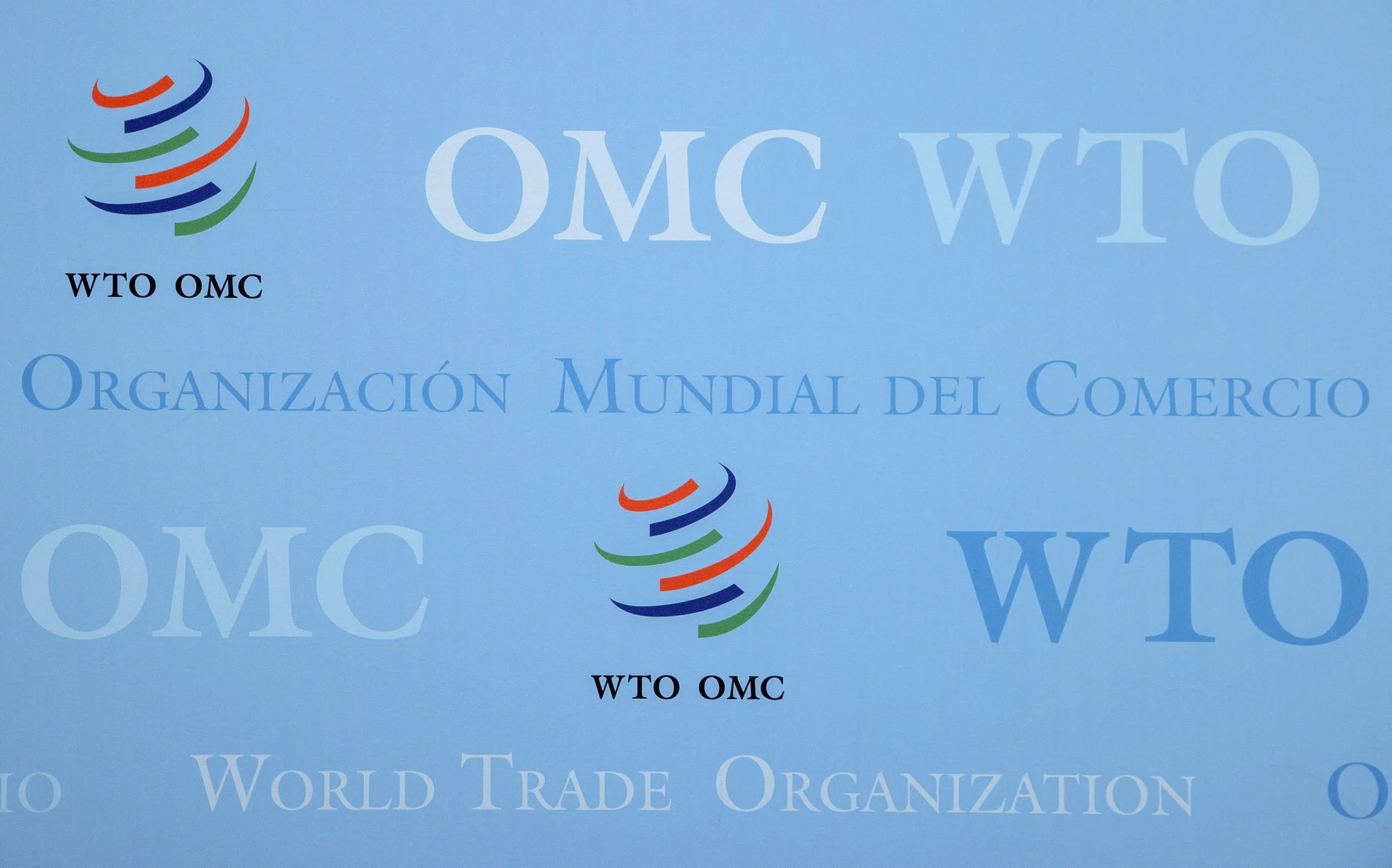 Singapore, US, and 17 other WTO members agree among themselves not to impose duties on e-commerce