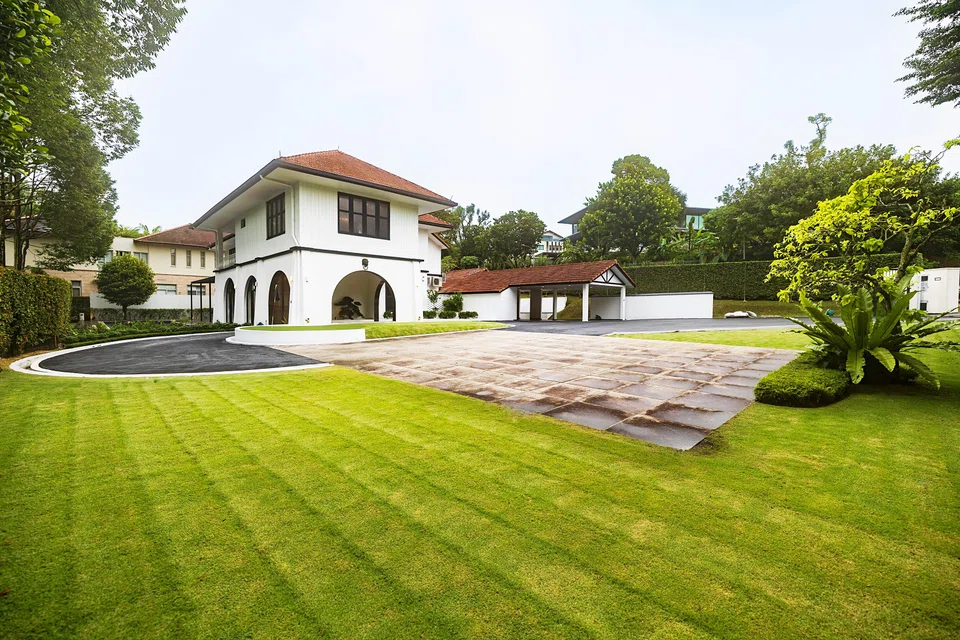 The Eureka Griffin Club, a swanky new art club for the C-suite on Cluny Hill, has private dining rooms, a cigar room, a whisky room, a jewellery room, a swimming pool and a large exhibition space.