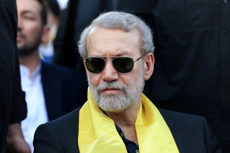 Iran’s security chief Ali Larijani says that Tehran will not negotiate with the US.