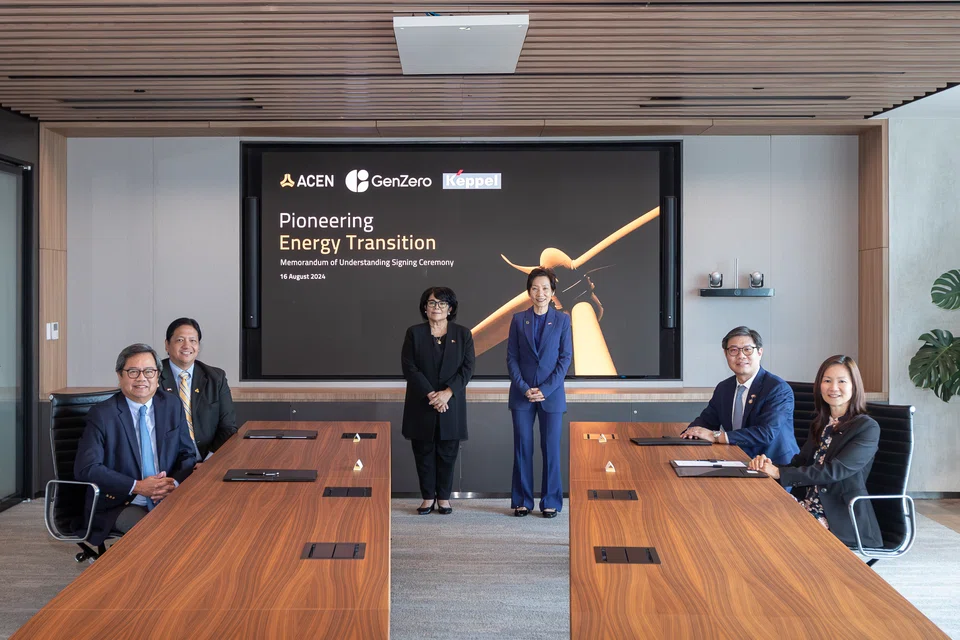 From left: Cezar Consing, Ayala Corporation president and CEO and ACEN chairman; Eric Francia, ACEN president and CEO;  Maria Antonia Yulo-Loyzaga, DENR secretary of the Philippines; Grace Fu, Minister for Sustainability and the Environment of Singapore; Frederick Teo, GenZero CEO; Cindy Lim, CEO, Keppel’s infrastructure division.