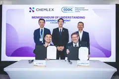 ChemLex has also signed an MOU with the Experimental Drug Development Centre. At the signing ceremony were Sean Lin (seated, left), founder and CEO of the startup, and Prof Damian O’Connell (seated, right), CEO of EDDC.