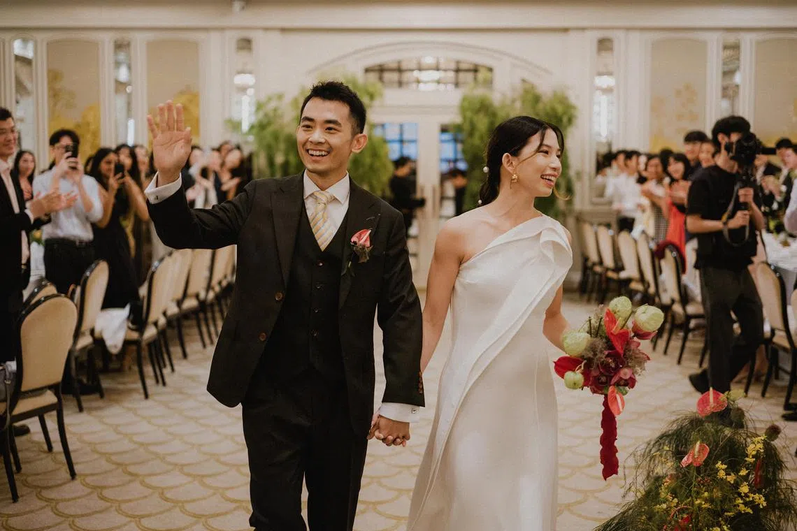 After exploring countless venues, Darren and Anne found the perfect spot to hold their wedding: Raffles Singapore.