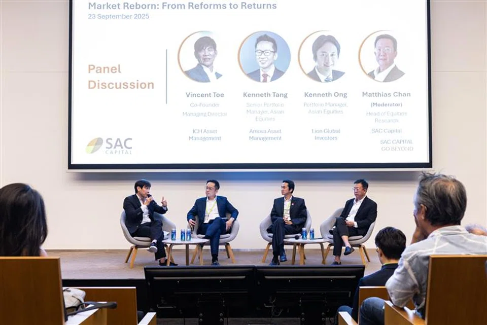 From left: SAC Capital Connect panel participants Vincent Toe, managing director at ICH Asset Management; Kenneth Tang, senior portfolio manager for Asian equities at Amova Asset Management; Kenneth Ong, portfolio manager for Asia equities at Lion Global Investors; and panel moderator Matthias Chan, head of equities research at SAC Capital.