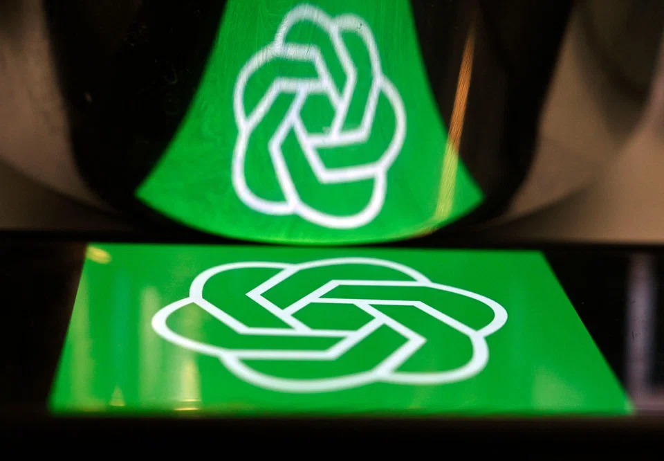 As a large language model, ChatGPT lacks the concept of "truth".