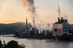 Trump says his tariffs are giving a “lifeline” to the American company, adding that “US Steel right now has all the power”.