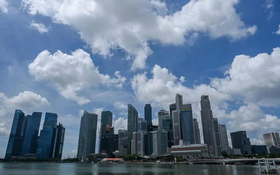 Q4 GDP comes in at 2.2 per cent, slower than the 4.2 per cent in Q3. 