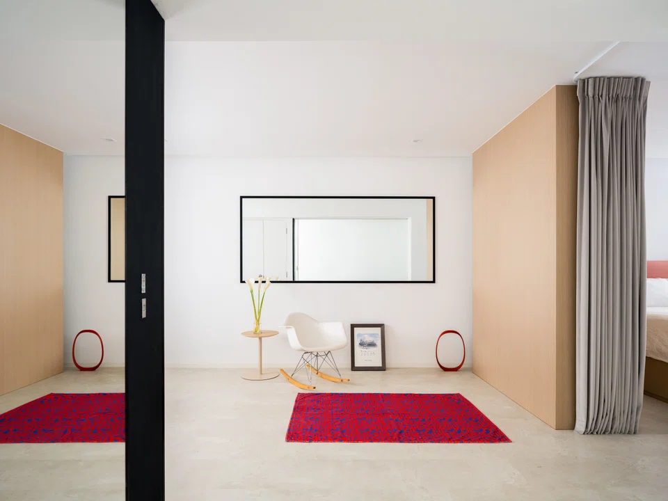 Dual-key HDB flats present an option for owners to reconfigure their homes for rental. 