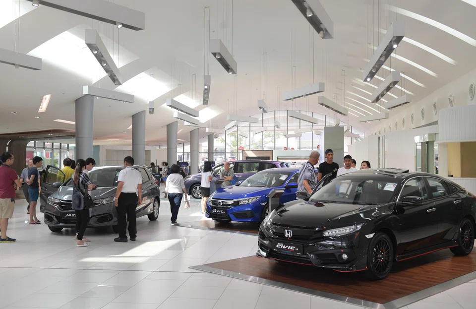 The Certificate of Entitlement  premium for mainstream cars rose 2.8 per cent in September's first round of bidding. 