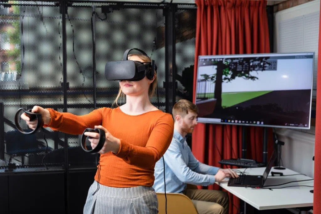 Northern Ireland’s strengths, such as tech talent, support the development of practical digital solutions for global markets.. 