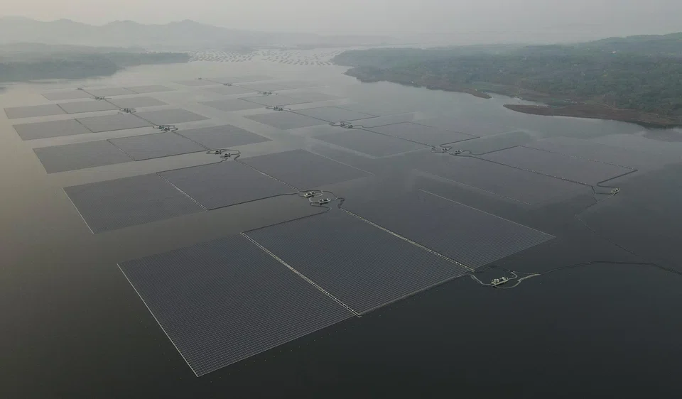 Indonesia targets year-end start for US$30 billion clean power exports ...
