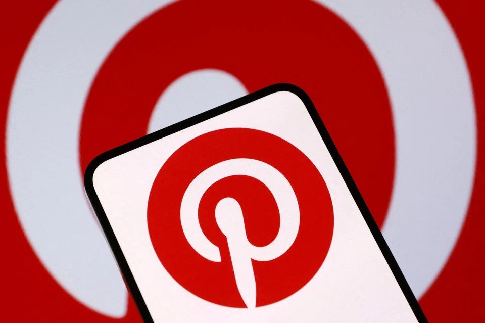 Pinterest's revenue for the fourth quarter grew 14 per cent to US$1.32 billion, largely in line with estimates of US$1.33 billion.