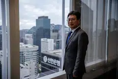 KIC chief executive Park Il Young says investing in startups and VCs offers early access to promising trends as well as potentially high returns.