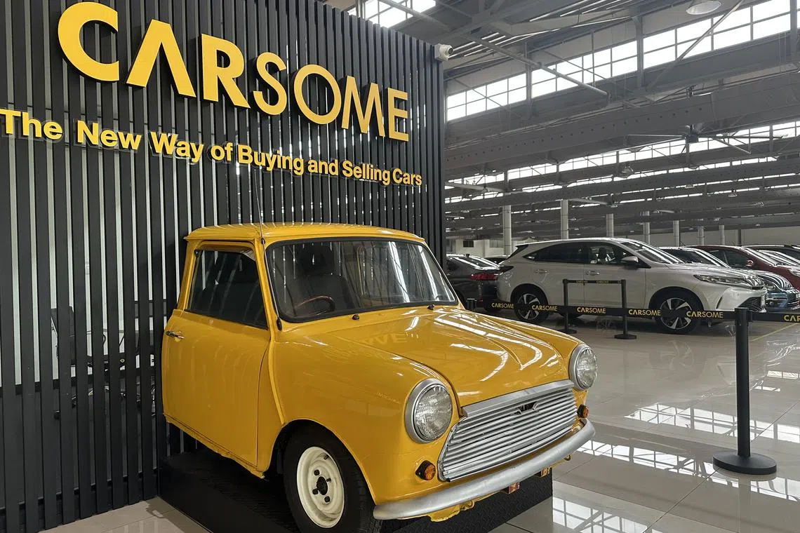 Carsome Automall in Selangor has the capacity to showcase over 200 cars.