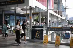 The consumer index of the University of the Thai Chamber of Commerce fell to 57.8 in February from 59.0 in January, the university said in a statement. 