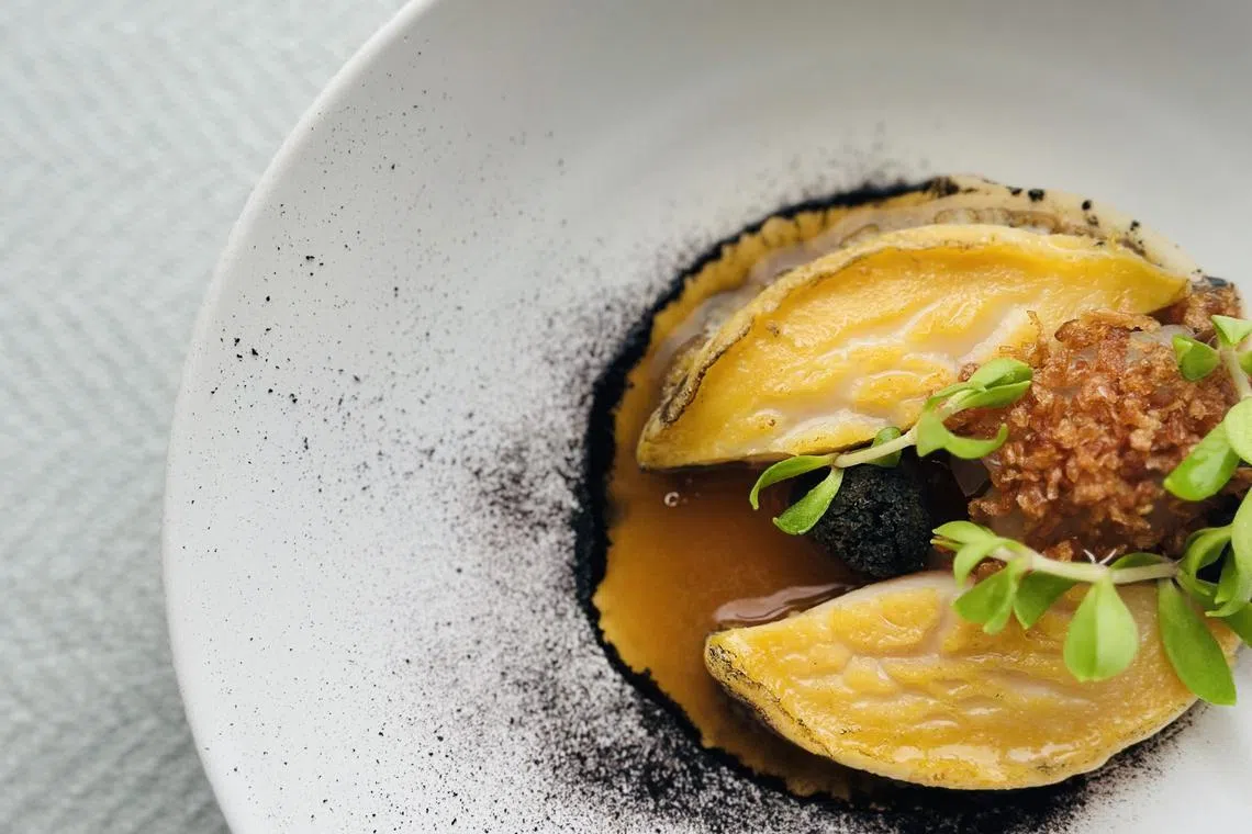 Global cuisine using local Korean ingredients at Trid.