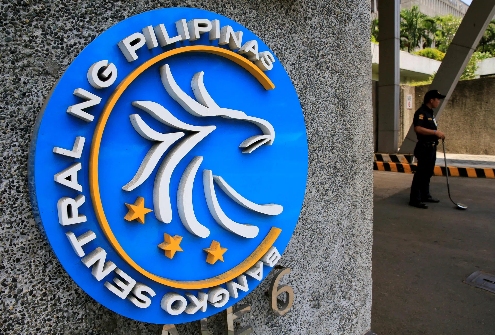 Philippine central bank chief eyes less aggressive rate hikes