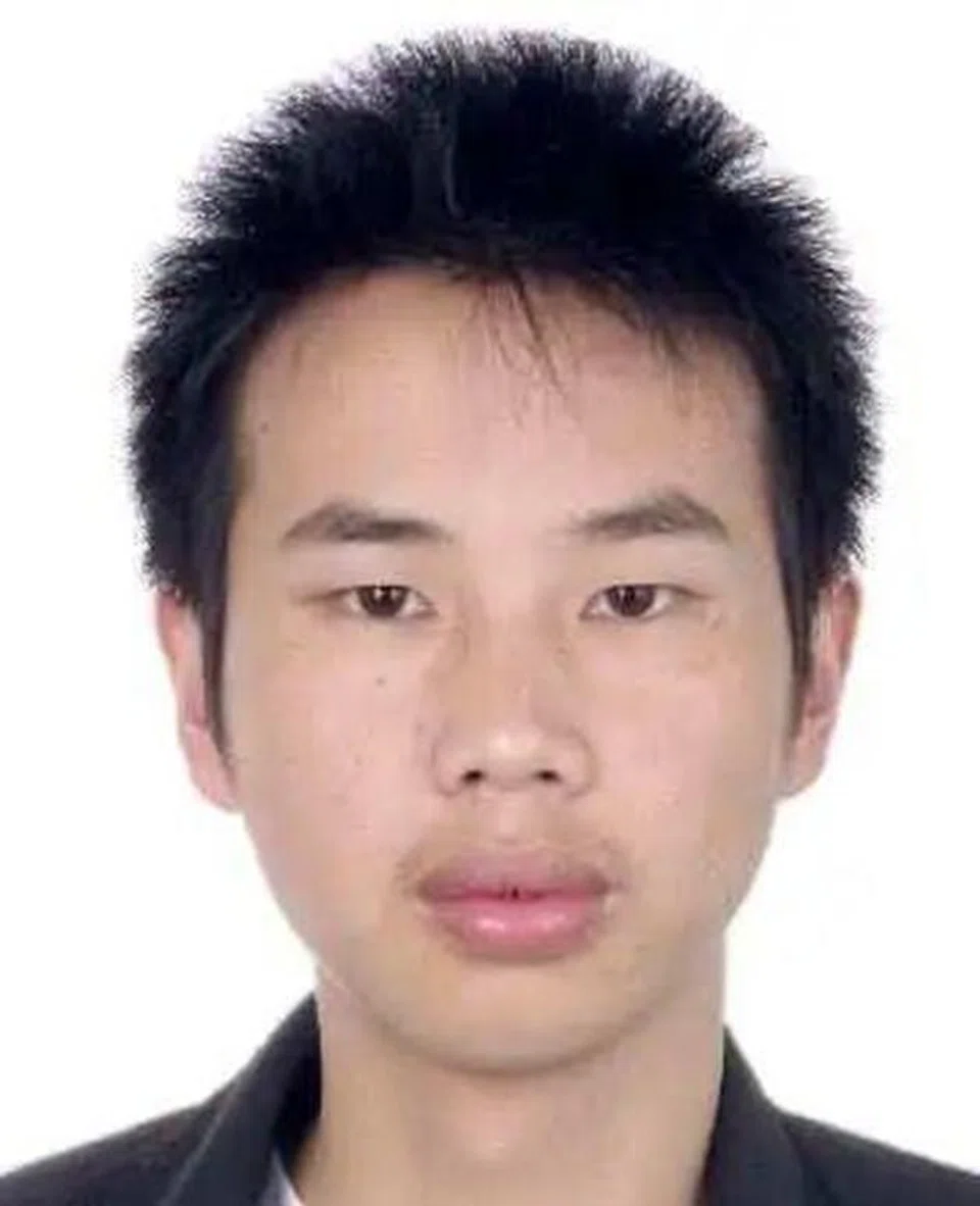 Su Shuiming and Su Shuijun (above) are among 74 suspects currently on the run from the authorities in China for their roles in a cross-border online gambling syndicate.