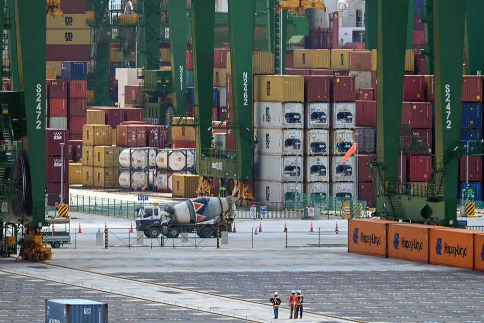 PSA started to use the first of three new berths at Tuas on Monday.