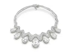 The Serpenti Aeterna necklace is the most precious high jewellery Bvlgari has ever crafted. 