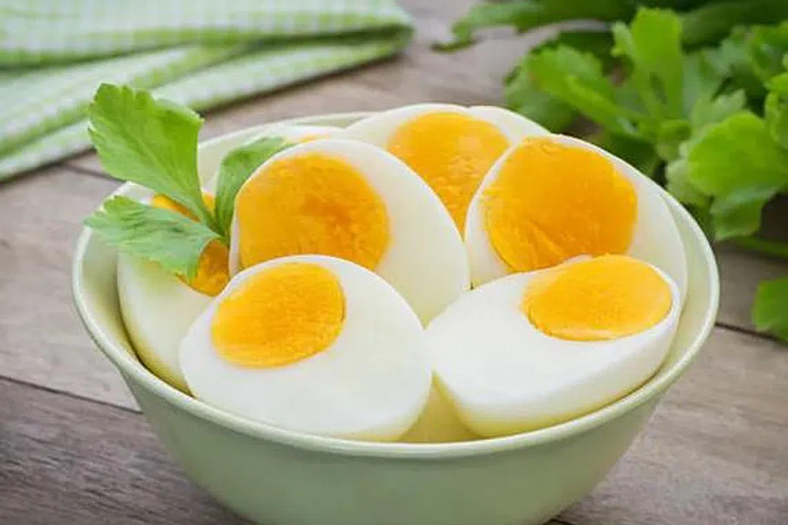 Cooking an egg is a delicate art because the yolk and the white do not cook at the same temperature.