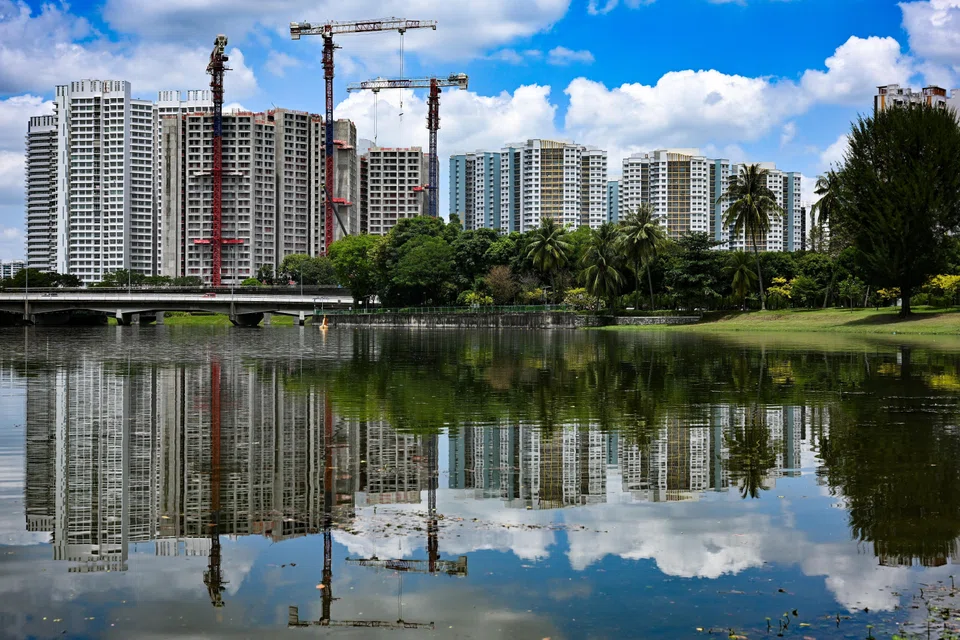 Transaction volumes of resale flats stood at 6,179 units as at Mar 30.