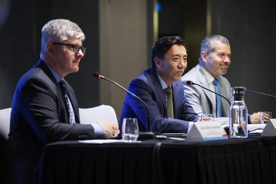 Collaboration between both the aviation and maritime sectors is necessary, says IMO's Arsenio Dominguez (right), pictured alongside ICAO's Juan Carlos Salazar (left) and Acting Transport Minister Jeffrey Siow.