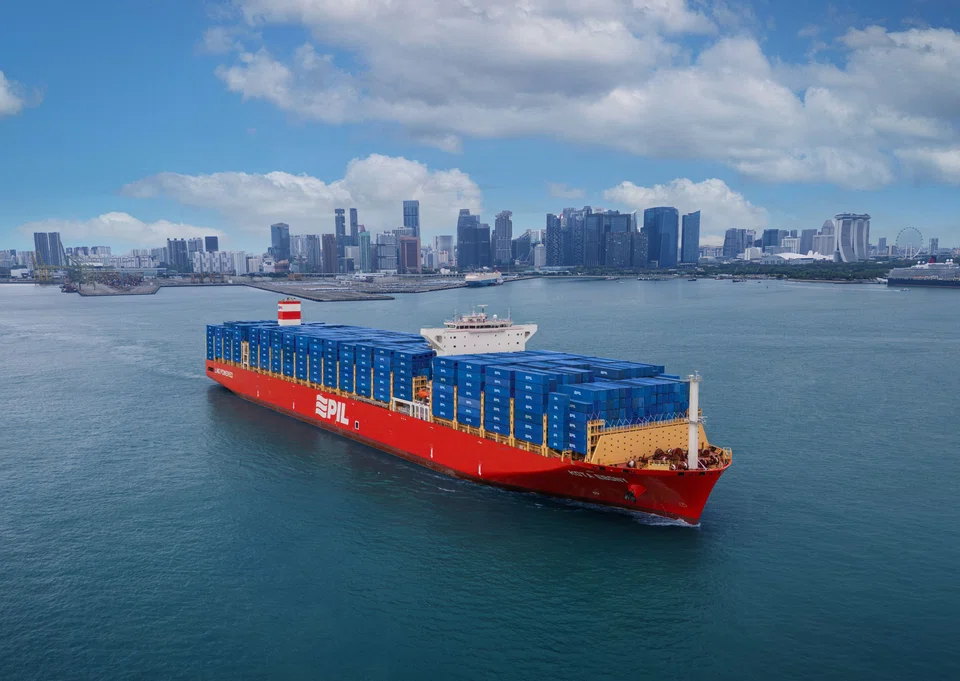 One of PIL's newbuild 14,000 TEU LNG Dual-Fuel vessels, Kota Ebony, making its maiden call in Singapore earlier this year. 