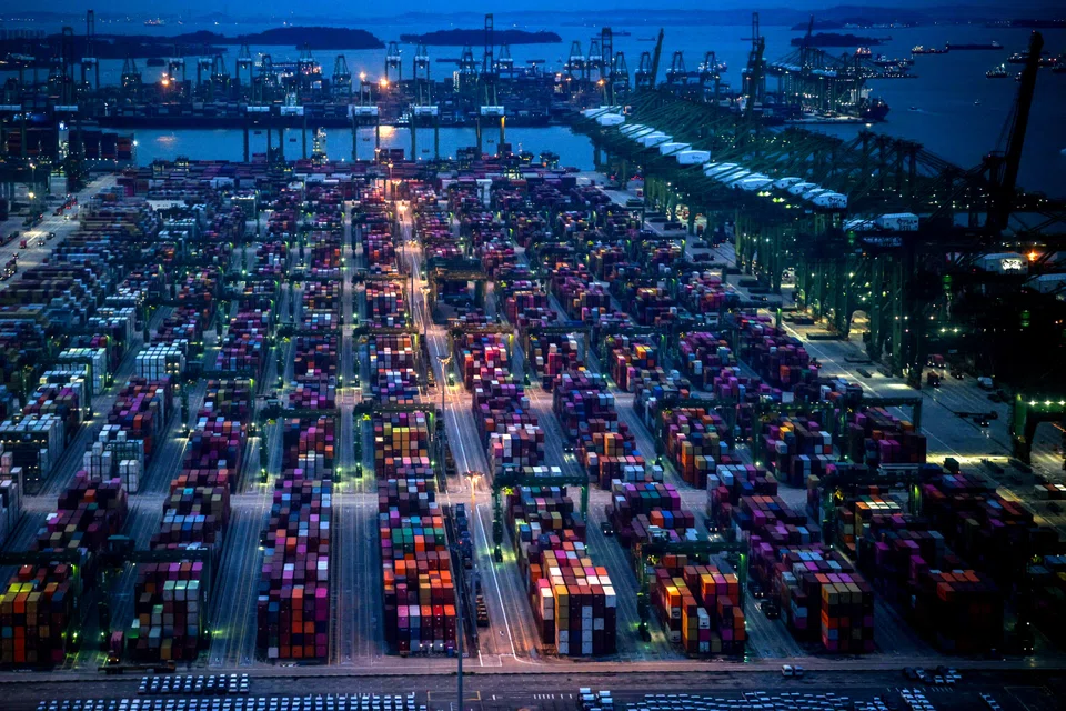 As at September, the Singapore Registry of Ships had 4,230 vessels with nearly 127.8 million gross tons in total – the highest since 2013.