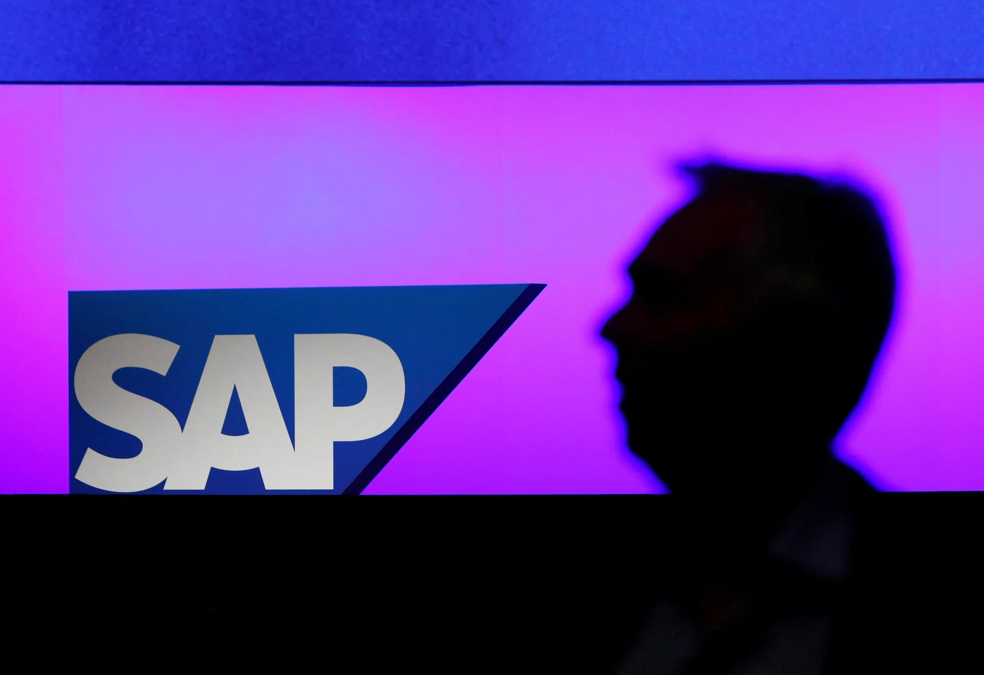 SAP cloud revenue misses estimates in ‘uncertain’ economy