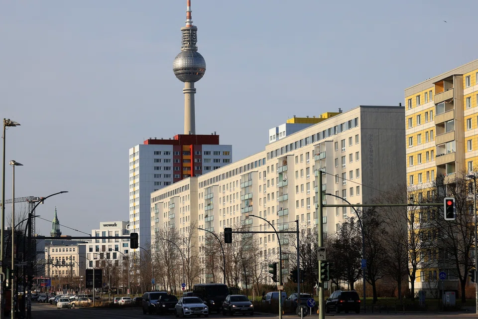 The share of lower-income households expecting to make late payments for utilities or rent rose to more than 20 per cent in the first quarter from about 15 per cent in 2023.