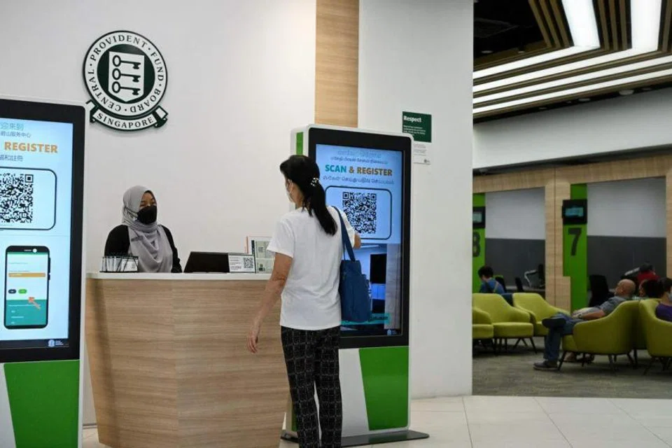 The Government implemented a floor interest rate of 4 per cent for the SA, MA and Retirement Account in 2008.