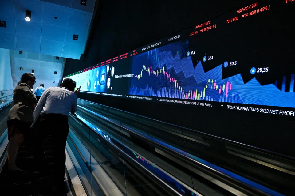 The biggest decliner on the Straits Times Index was Seatrium, which slid 2.3% or S$0.05 to S$2.13.