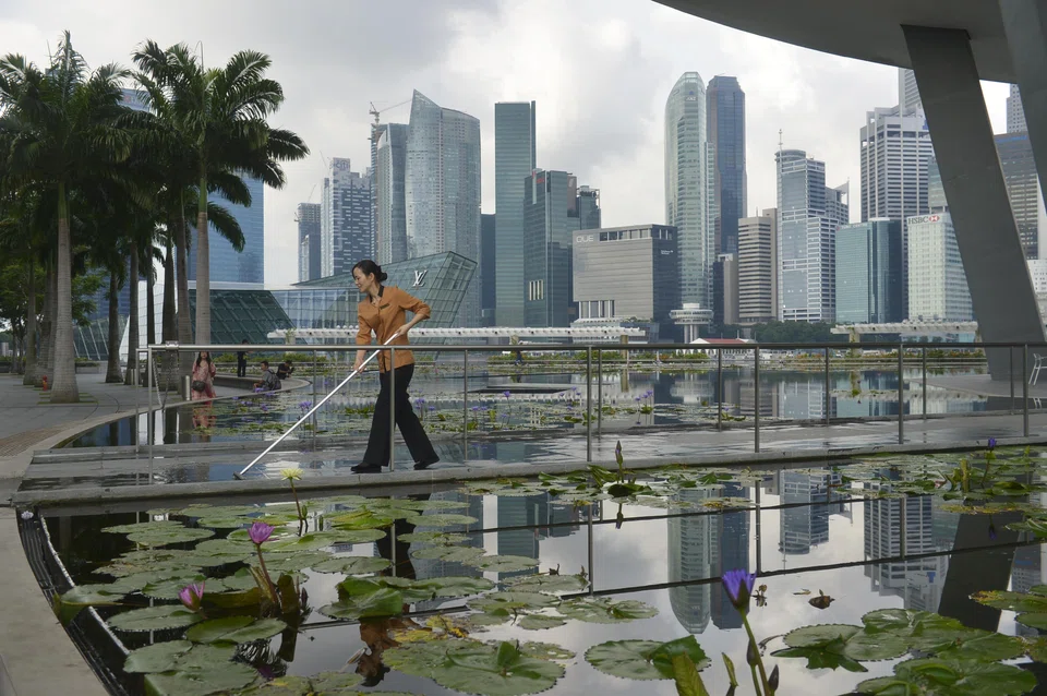 The new guidelines apply to employees earning a gross monthly wage of up to S$2,500, says National Wages Council.