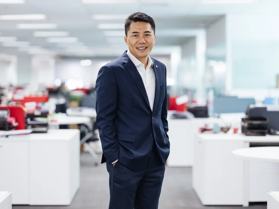 Schindler RISE “increased safety for our employees through reduced time in the shaft, less hard work and less dirt and dust,” says Dr Qiu. 