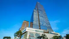 The first two phases of Saigon Centre have been operational since 1996 and 2016.