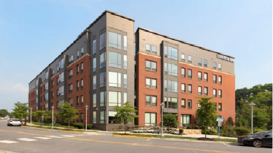 The Group acquired Terrapin Row, a 1,493-bed student housing building in Maryland, the US, in December
2021, which is in close proximity to one of the top ranked universities in the US.