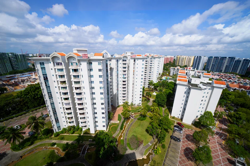 Located in District 18, the 419-unit condominium sits on a land area of 48,019 sq m.