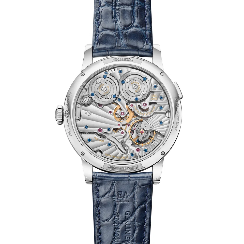 The back of the Duometre Quantieme Lunaire. It relies on the same “two brains, one heart” principle of its brethren.