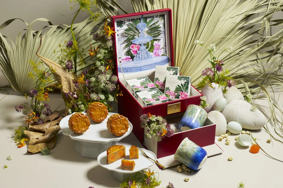 Premium Baked Mooncake Box.